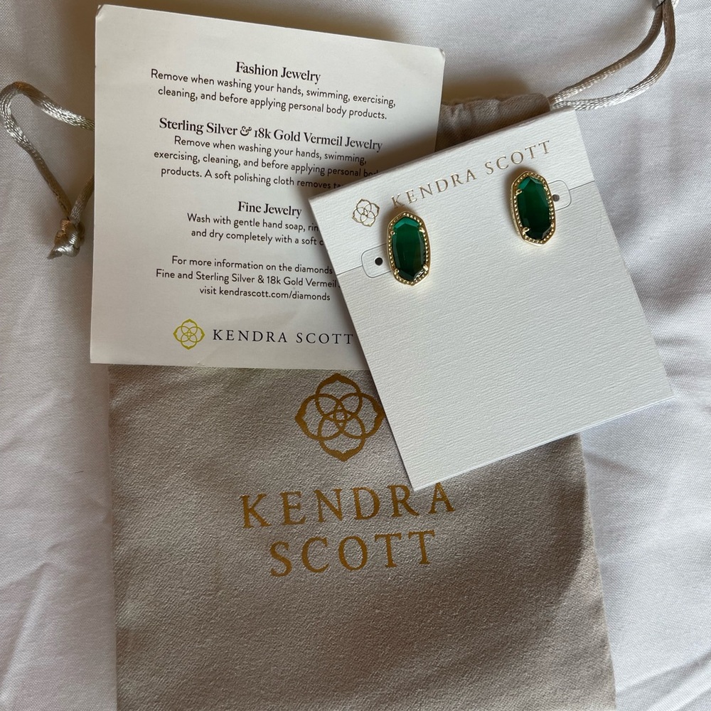 Kendra Scott earrings (NEVER WORN)